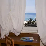 Mimosa Hotel