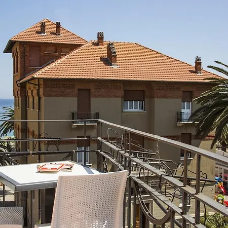 Hotell Mimosa 3*