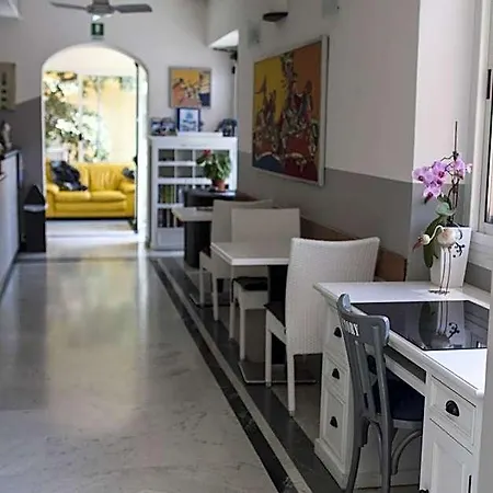 Hotel Mimosa 3*