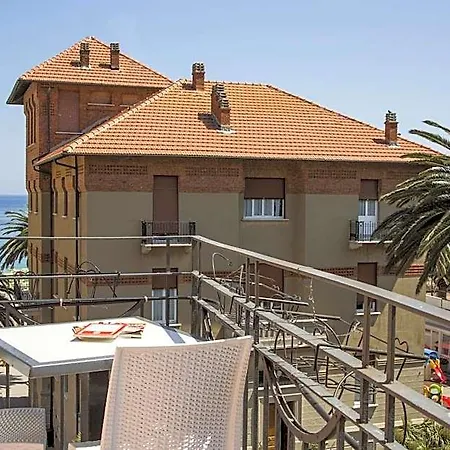 Hotel Mimosa 3*