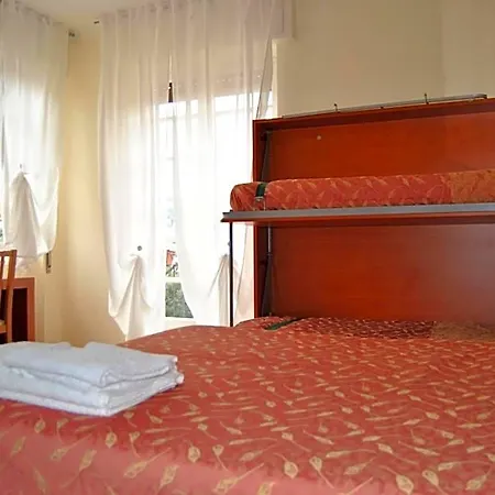 Mimosa Hotel 3*