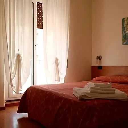 Hotel Mimosa 3*