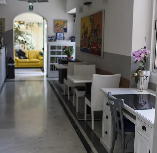 Mimosa Hotell